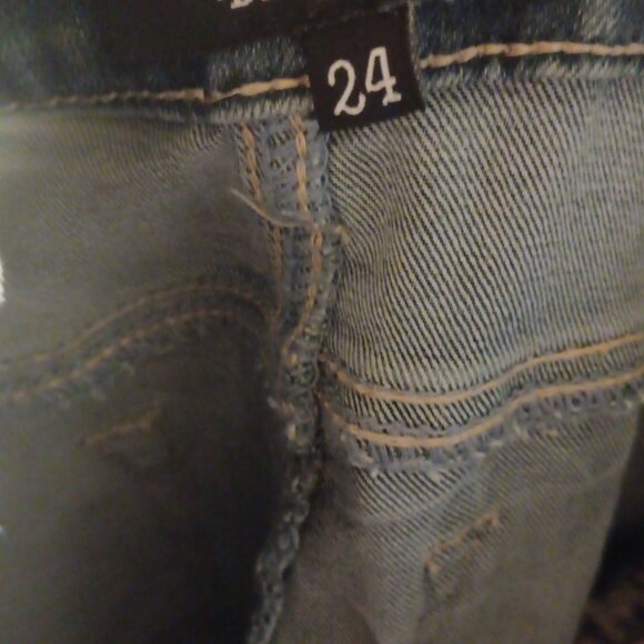 Ed Hardy jeans - Picture 6 of 7